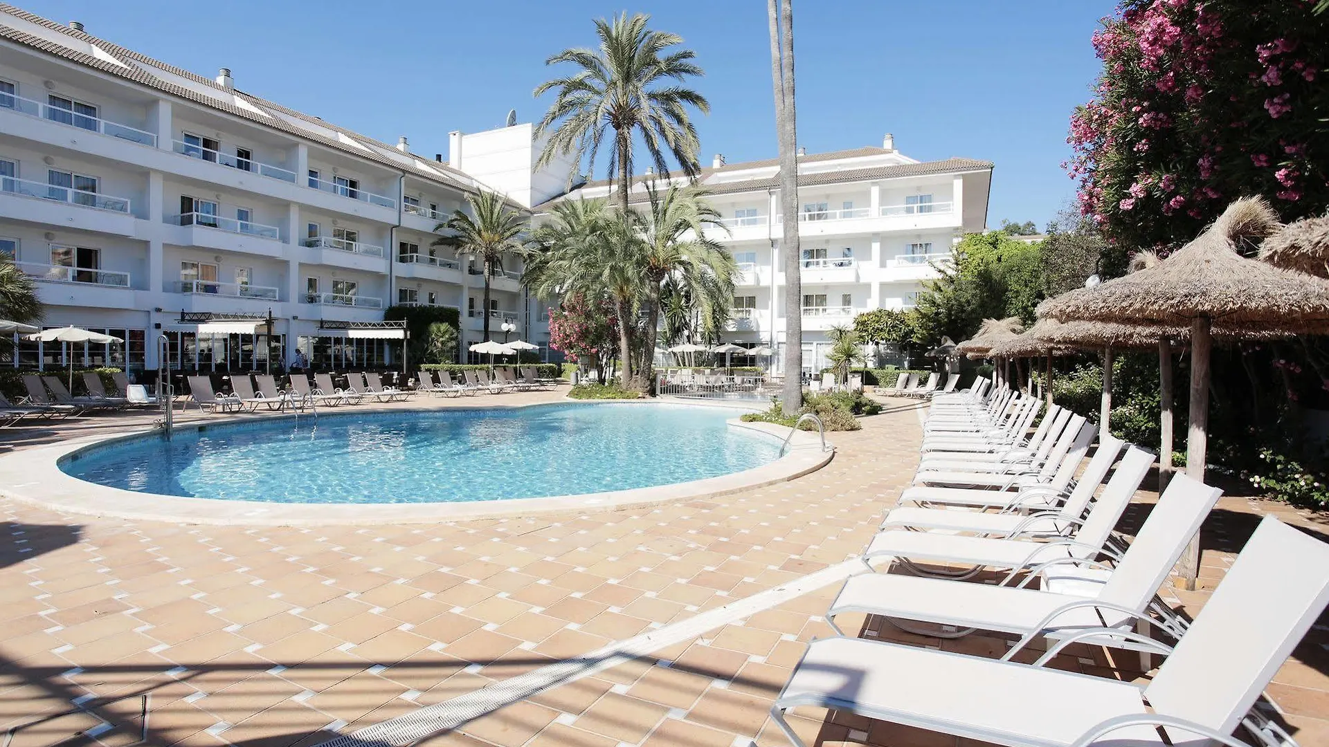 Grupotel Alcudia Suite Playa de Muro  4*, Playa de Muro (Mallorca) Spagna